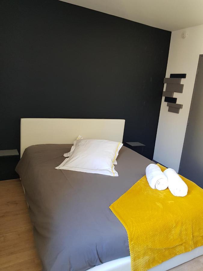 Au Detour De Gournay Aparthotel Екстериор снимка